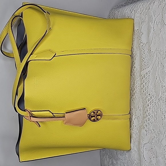 Tory Burch Perry Triple Compartment golden yellow leather shoulder bag purse - Picture 2 of 10